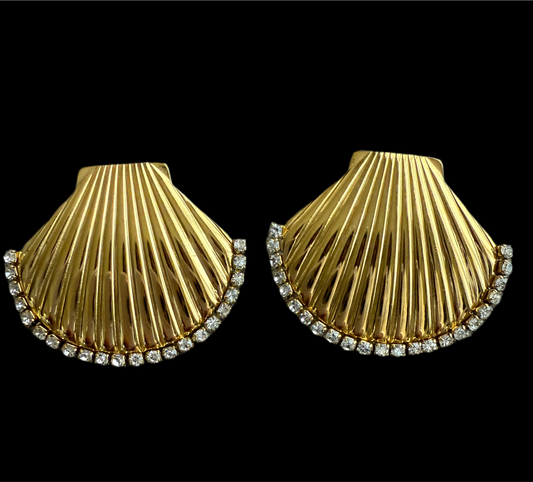Golden Seashells